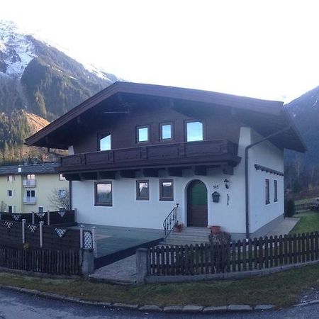 Landhaus Vier Jahreszeiten Krimml Camera foto