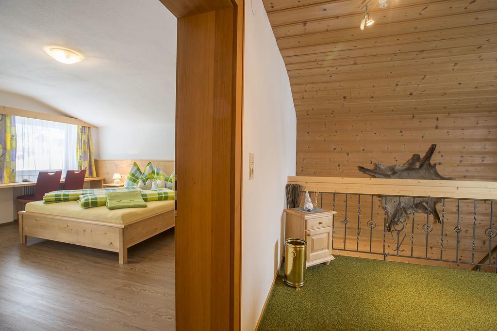 Landhaus Vier Jahreszeiten Krimml Esterno foto